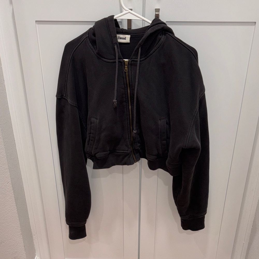 Elwood babydoll cropped hoodie zip up jacket - vintage black